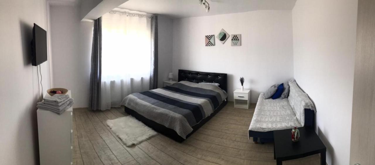 Cazare Apartament Rasnov Leilighet Eksteriør bilde