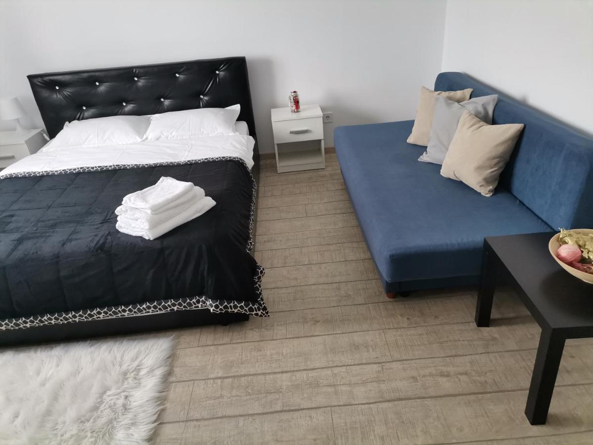 Cazare Apartament Rasnov Leilighet Eksteriør bilde